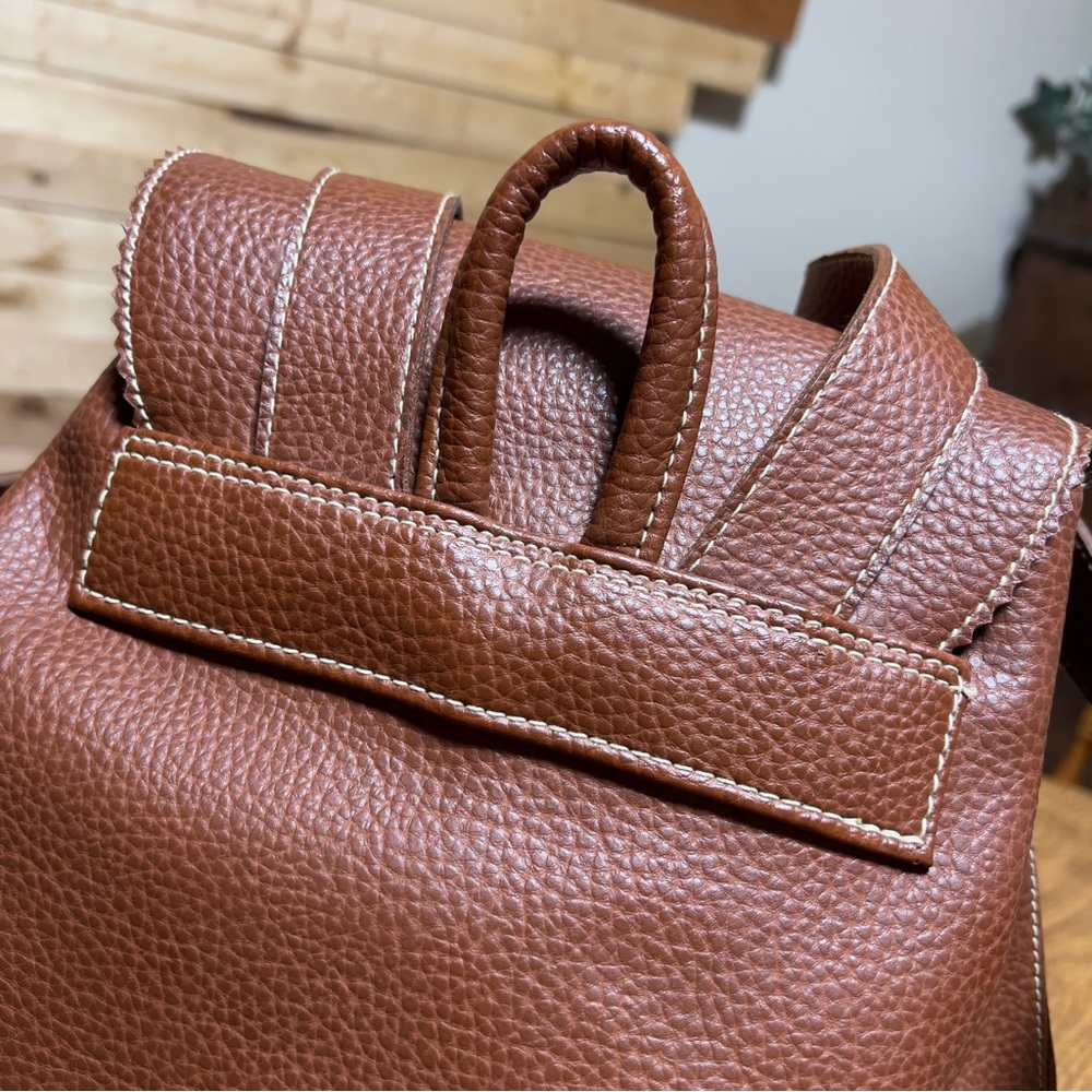 Guess Vintage Brown Leather Drawstring dual Pocket magnetic Closure Backpack Bag - Picture 4 of 15